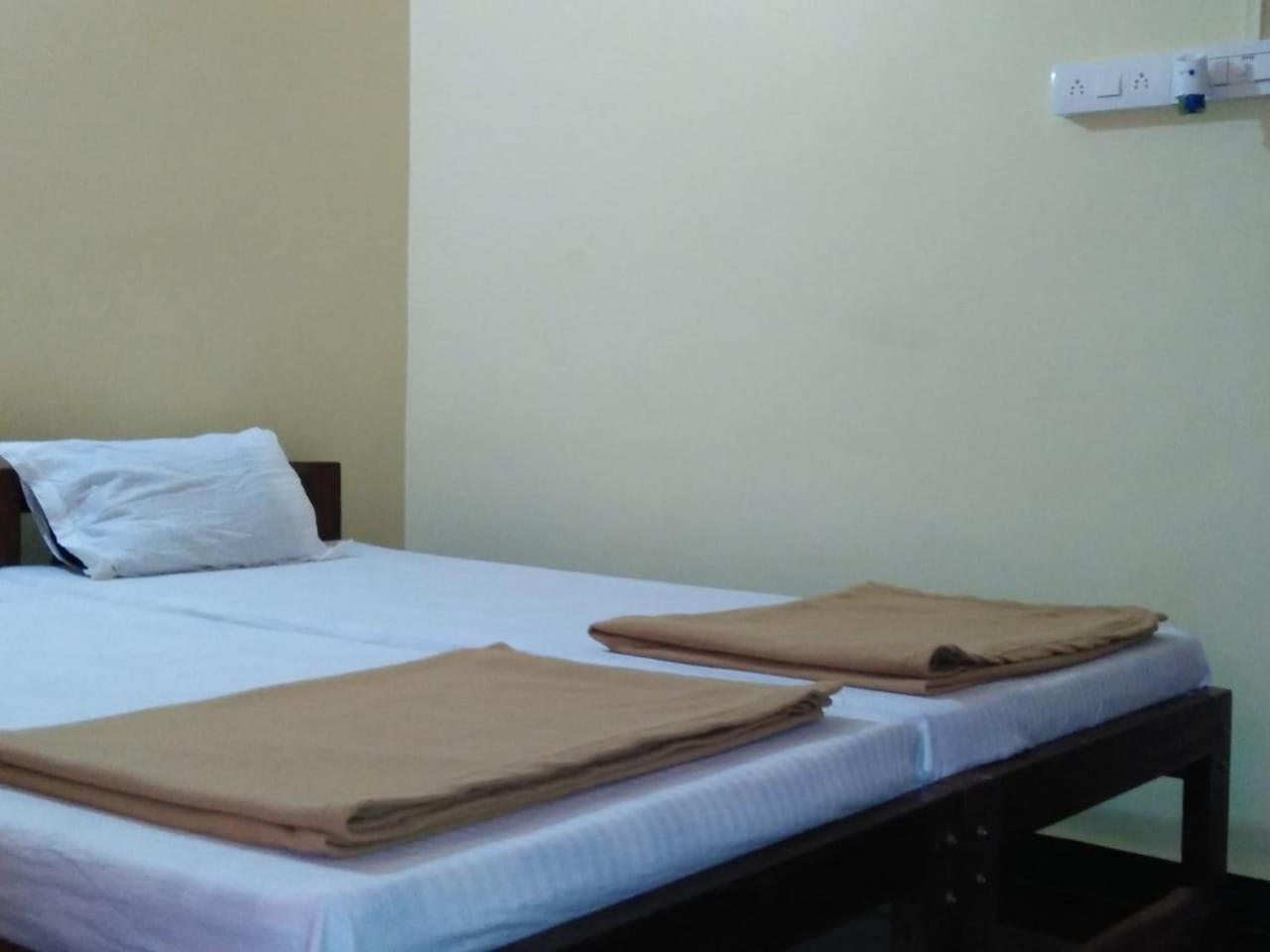 Shanthi Krishna Residency Gokarna  Eksteriør billede